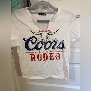 Coors rodeo vneck crop top